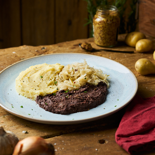 Blutwurst mit Sauerkraut und Kartoffelstampf als Fertiggericht